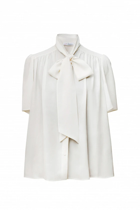 Рубашка из шелка белая с бантом и коротким рукавом